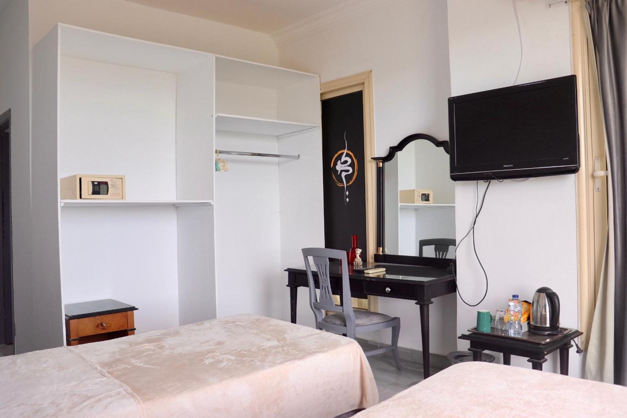 K Boutique Hotel Medspa-Pyramids & Grand Egyptian Museum Ghatati Dış mekan fotoğraf