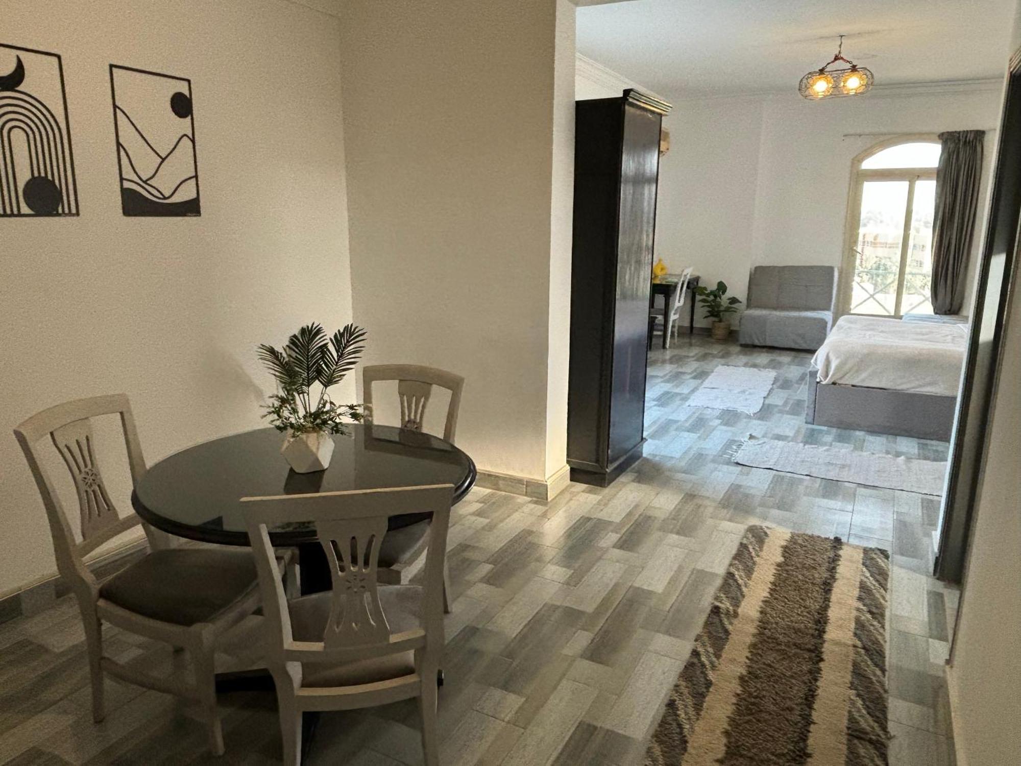 K Boutique Hotel Medspa-Pyramids & Grand Egyptian Museum Ghatati Dış mekan fotoğraf