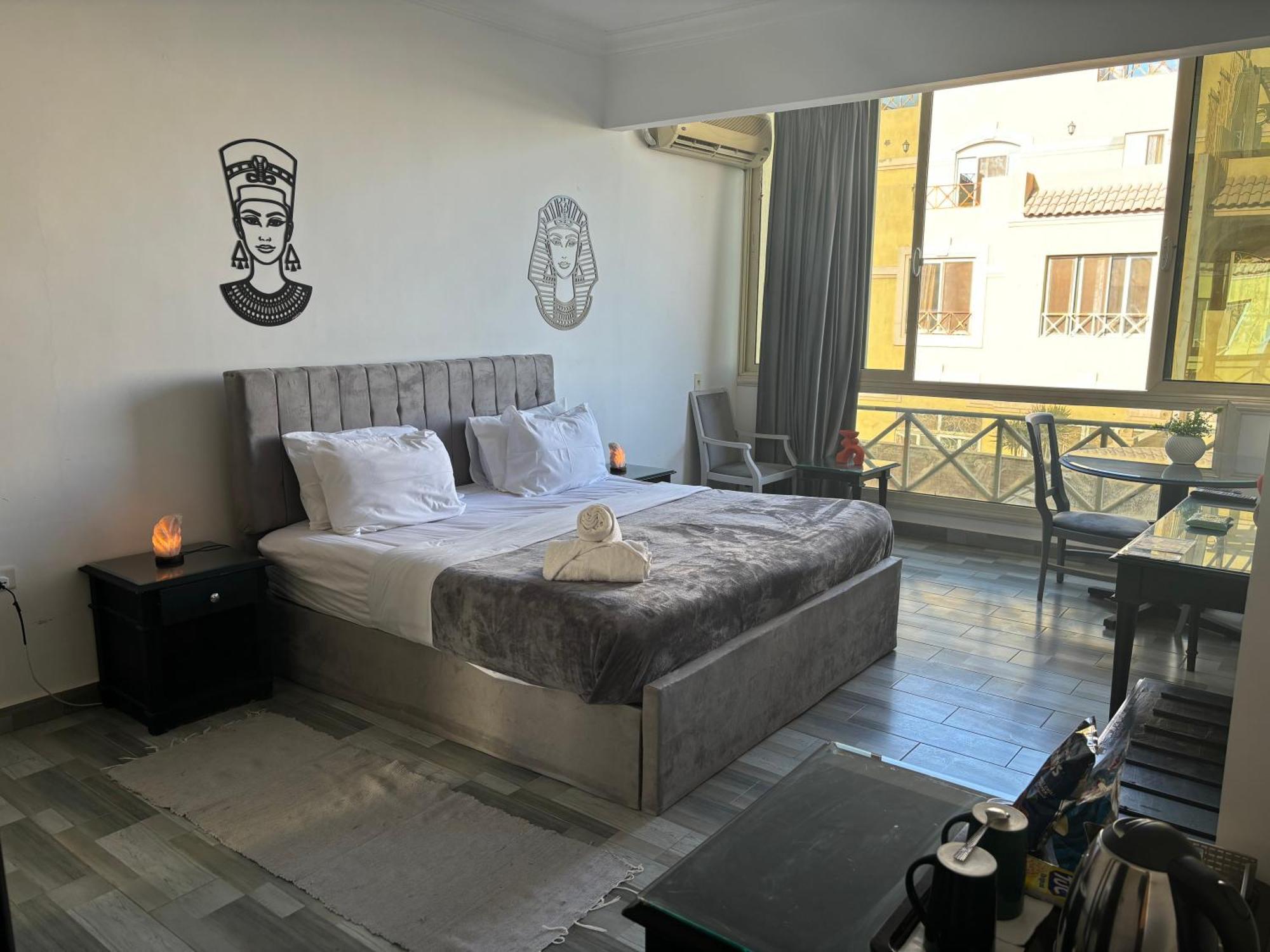 K Boutique Hotel Medspa-Pyramids & Grand Egyptian Museum Ghatati Dış mekan fotoğraf