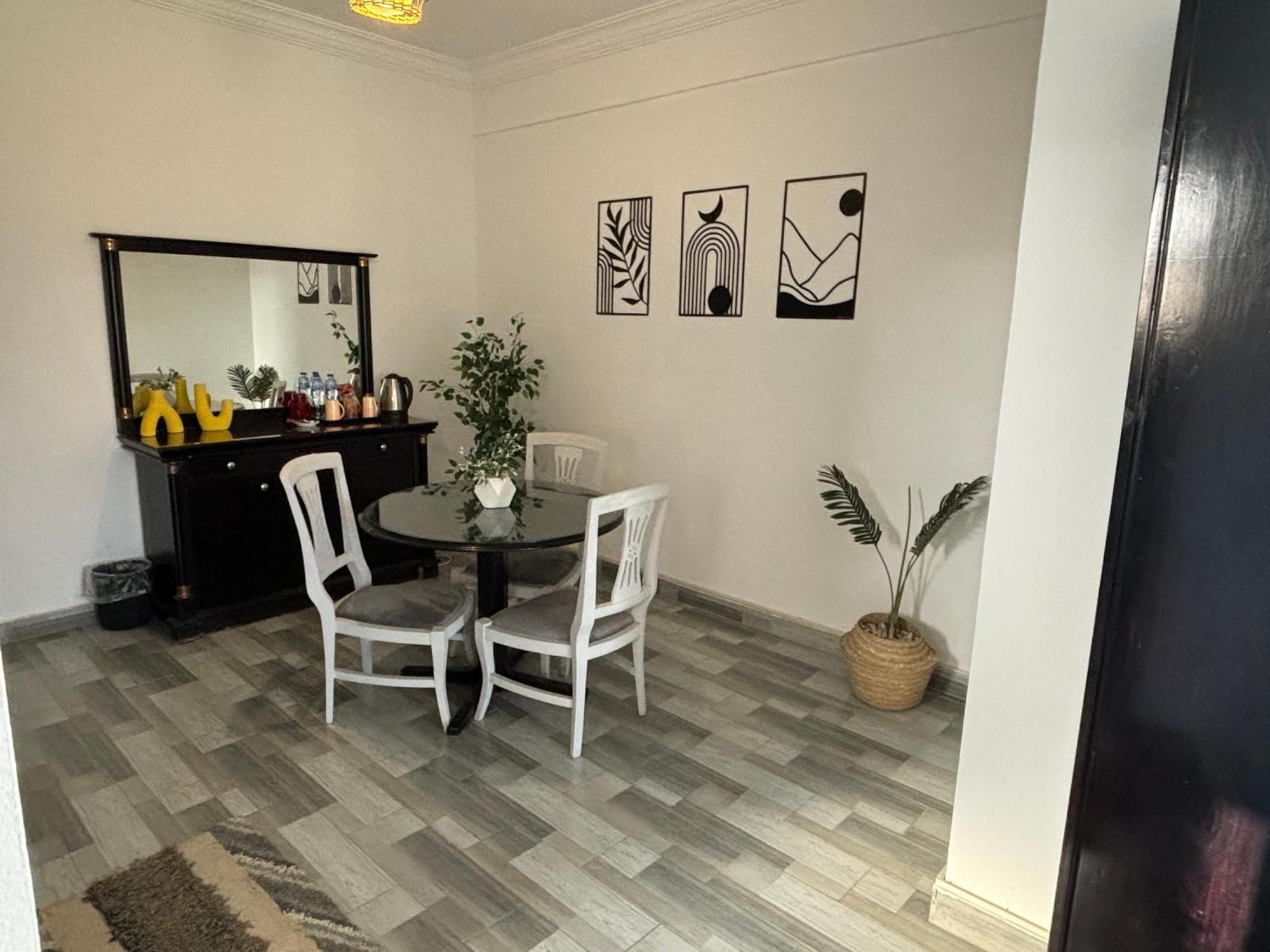 K Boutique Hotel Medspa-Pyramids & Grand Egyptian Museum Ghatati Dış mekan fotoğraf